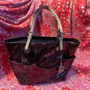 Michael Kors Jet Setter Tote